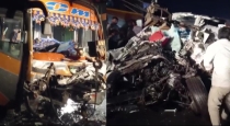 A bus that ran in the wrong direction.. An accident that hit a car.. Terrible in Gujarat..!
