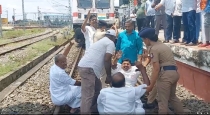 KS azhagiri Train strike for Rahul Gandhi case