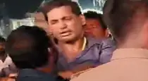 actor-vishal-faints-during-koovagam-event