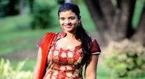 aiswarya-rajesh---pai-dress---tamil-nadikai