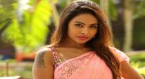 Actress kashthoori supports sri reddy