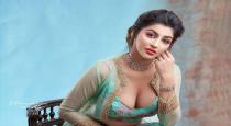 Yashika annand latest glamour photos goes viral