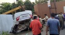 lorry-hit-the-car-in-puducherry