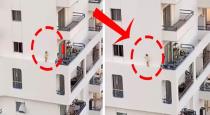 Spain 3 years baby walks on window wall video 