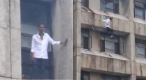 Rewa-sanjay-gandhi-hospital-youth-jumps