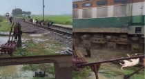 Pratapgarh-train-hits-goats