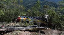 South America Bolivia Mine Labors Bus Accident Fell Down 400 Feet Valley 11 Died 18 Injured 