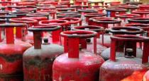 Gas Cylinder Down Rs 100 Announced by Gas Agencies 