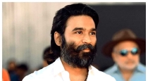 Famous villan acter walk out in dhanush movie