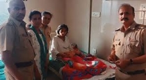   30 Aged Women Delivery Baby on Road 