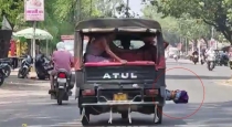 Chhattisgarh-father-carries-son-body-auto