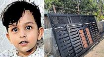 Kerala Kottayam 3 Aged Child Boy Died Gate Collapsed When Playing 