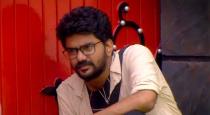 Cute baby gave kiss for bigboss kavin