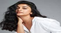 Actress meera Jasmine latest photo