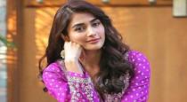 actress-poojahegde-latest-photo-FTCES5