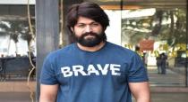 Actor yash playbwith children video viral