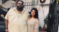raveendar-post-image-with-his-wife-mahalakshmi