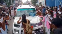 school-girls-smashed-the-car-of-govt-official-police-be