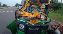 in Madhya Pradesh Road Accident 7 Dies after Auto Lorry Crash 