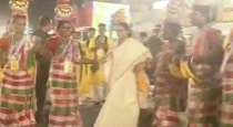 mamatha-banerji-dance-tribal-people-video-viral