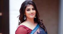 varalakshmi-wear-dhoni-photo-printed-t-shirt