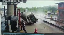 karnataka-udupi-toll-plaza-ambulance-accident