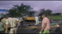 maharashtra-bus-truck-hit-accident-bus-fire-11-died-21
