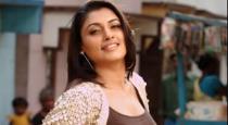 Malavika re entered in tamil movie 