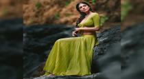 actress-malavikamohanan-latest-hot-video