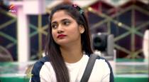 Bigg boss lashliya cries at stage