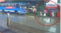 Thrissur-private-bus-accident-rain