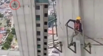 fearless-laborer-working-on-building-viral-video