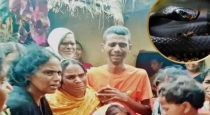 Bihar-woman-dies-from-snakebite-on-roof