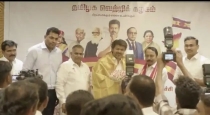 vijay-welcomes-sengottaiyan-into-vetri-kazhagam