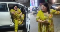 Drunk-woman-blocks-road-hisar-haryana-viral-video