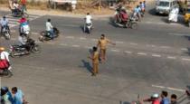 Tiruppur Palladam Traffic Issue Auto Drivers Turned Help Peoples Like Traffic Police 