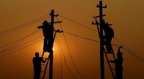 Chennai Residents Stage Midnight Protest Over Prolonged Power Cuts Across City and Suburbs