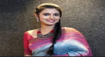 Actress kasthoori latest glamour photos