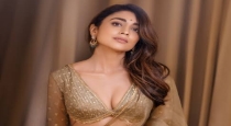 Actress Shreya golden dress photoshoot viral 