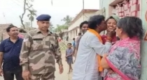 West Bengal BJP candidate kissed women 