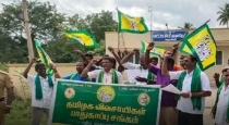 Former arrested against protest Trichy 