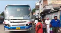 Trichy Samayapuram Bus Conductor Attacked by 3 Man Gang Love Issue 