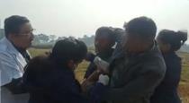 Bihar Sheikhpura Farmer Forced Vaccinated by Health Department Person 