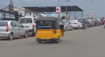 in-chennai-velachery-rain-car-parked-at-bridge